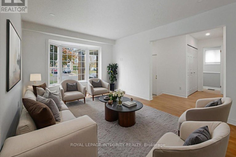 29060732/1791-tache-way/fallingbrookpineridge/ottawa/ontario/K4A2S7_6