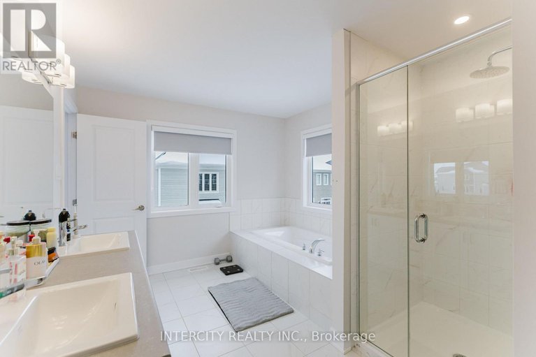 29302038/124-hackamore-crescent/goulbourn-twp-from-franktown-rdsouth-to-rideau/ottawa/ontario/K0A2Z0_25