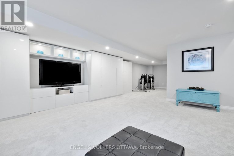 28377095/624-mikinak-road/cfb-rockcliffe-and-area/ottawa/ontario/K1K3X7_38