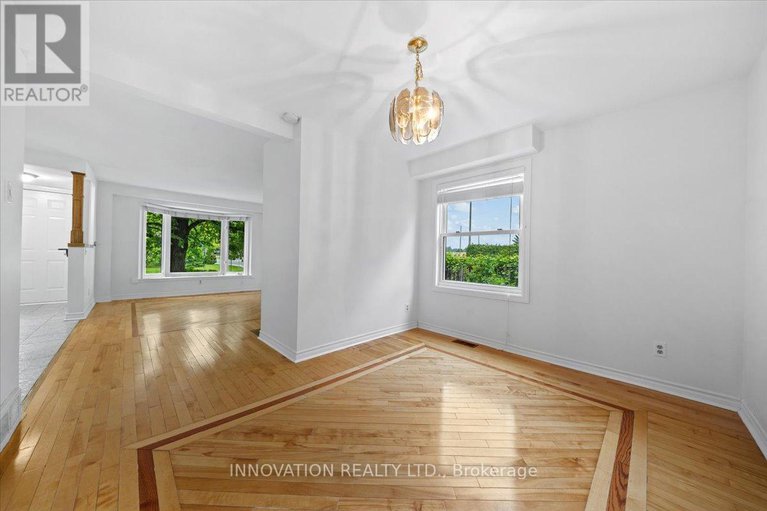 28436166/1553-marcoux-drive/bilberry-creekqueenswood-heights/ottawa/ontario/K1E2K5_8