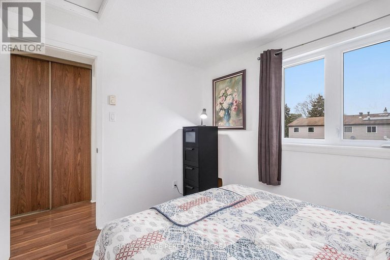 28913500/20-lovell-lane/westcliffe-estates/ottawa/ontario/K2H9B6_16
