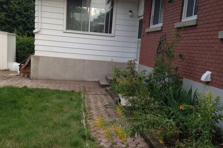 29554876/911-blair-road/cardinal-heights/ottawa/ontario/K1J7M8_9