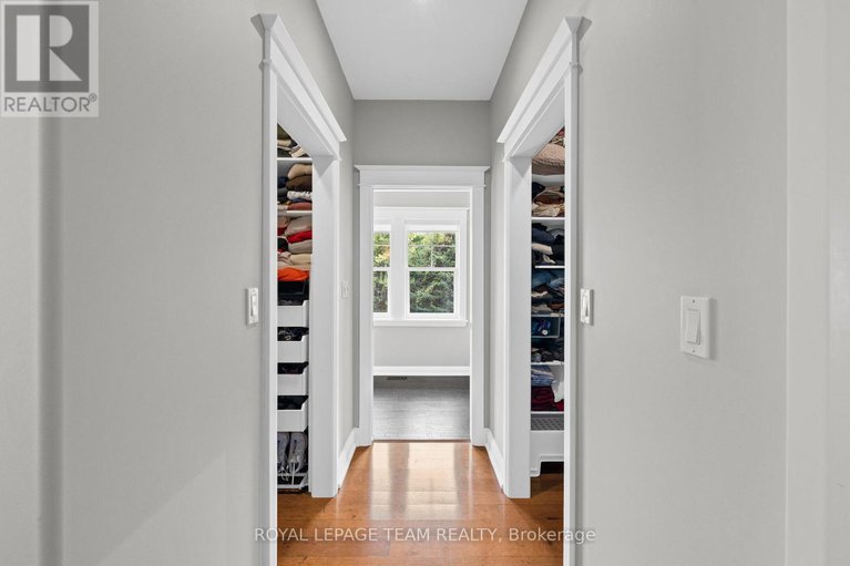 28865171/1560-maley-lane/rural-kanata-central/ottawa/ontario/K2W1C2_18
