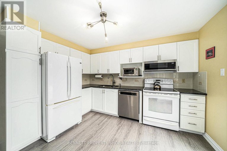 28315762/437-rougemount-crescent/fallingbrookgardenway-south/ottawa/ontario/K4A2Z1_7