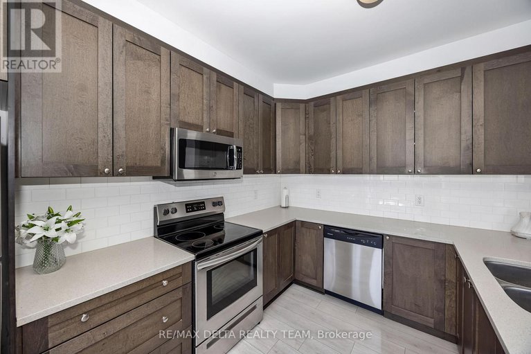 29422917/255-willow-aster-circle/avalon-west/ottawa/ontario/K4A1C7_15