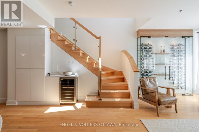 29195542/218-197-lisgar-street/ottawa-centre/ottawa/ontario/K2P0X5_13