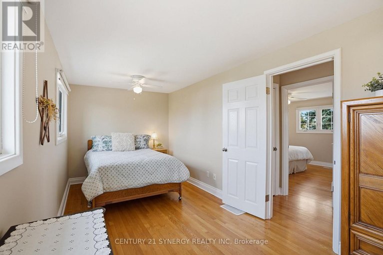 29577720/1298-woodside-drive/copeland-park/ottawa/ontario/K2C2G9_21