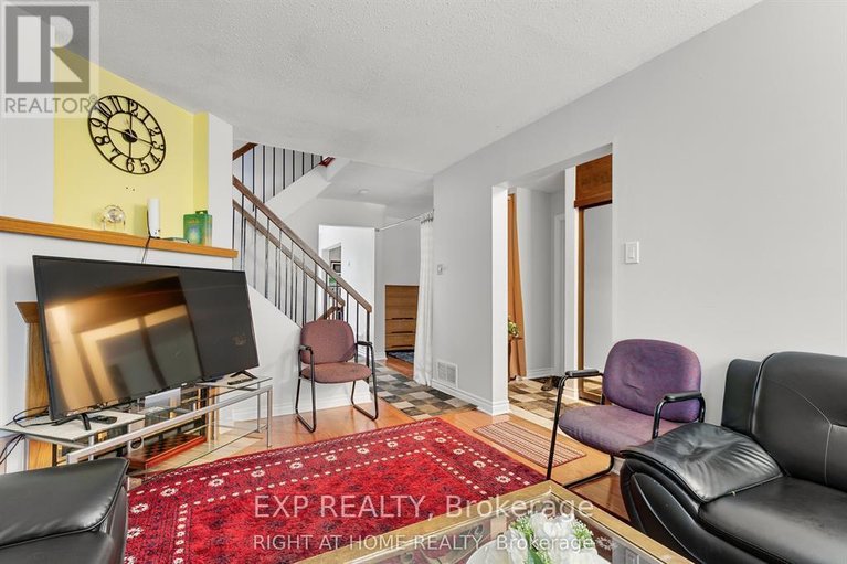 29506603/3142-dumaurier-avenue-e/fairfield-heights/ottawa/ontario/K2B8R1_6