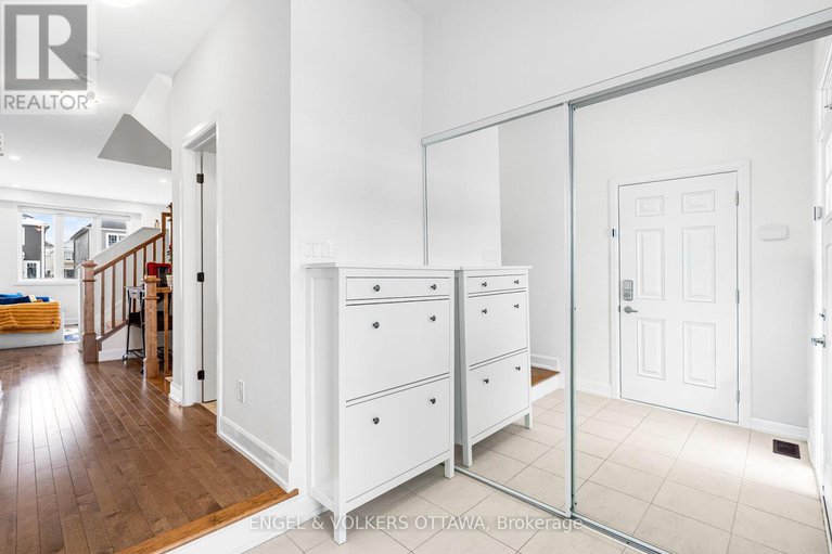 29353855/56-gardenpost-terrace/avalon-west/ottawa/ontario/K4A5H2_5