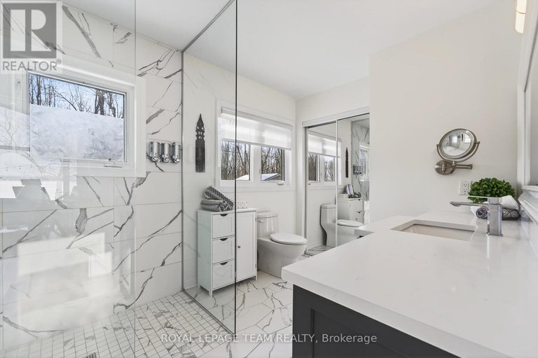 29381193/128-grasshopper-point-road/drummond-n-elmsley-drummond-twp/drummondnorth-elmsley/ontario/K7H0J4_30