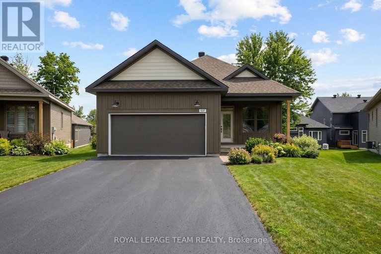 29550591/537-swinley-crescent/north-grenville-twp-kemptville-south/north-grenville/ontario/K0G1J0_2
