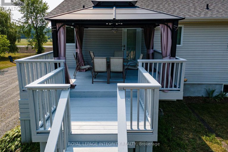 28715412/14977-country-rd-2-road/south-stormont-osnabruck-twp/south-stormont/ontario/K0C1M0_36