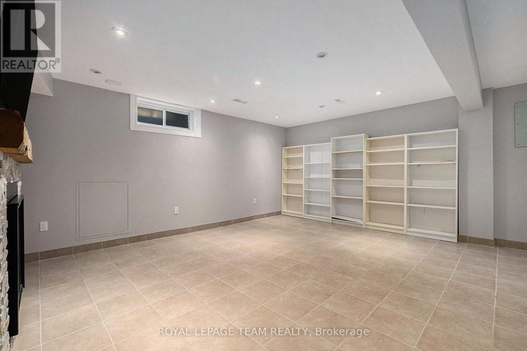 29033840/93-royal-oak-court/hunt-club-parkgreenboro/ottawa/ontario/K1T3N9_24