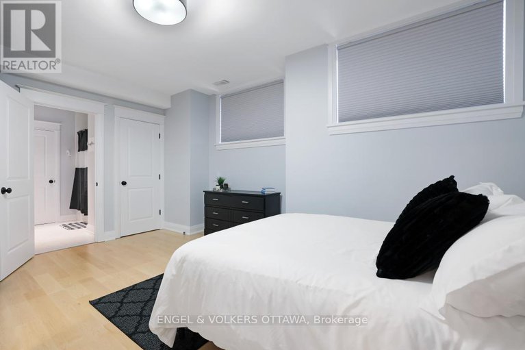 29037688/1296-bankfield-road/manotick-village-manotick-estates/ottawa/ontario/K4M1C4_38