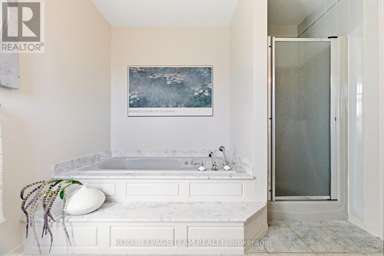 29036869/1102-cindy-hill-crescent/manotick-long-island-nicholls-island/ottawa/ontario/K4M1E8_34