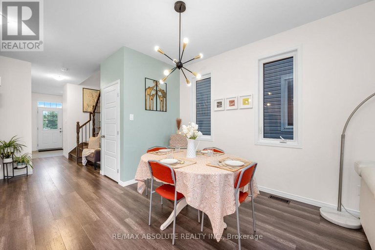 28578833/302-haliburton-heights/emerald-meadowstrailwest/ottawa/ontario/K2S1S3_11