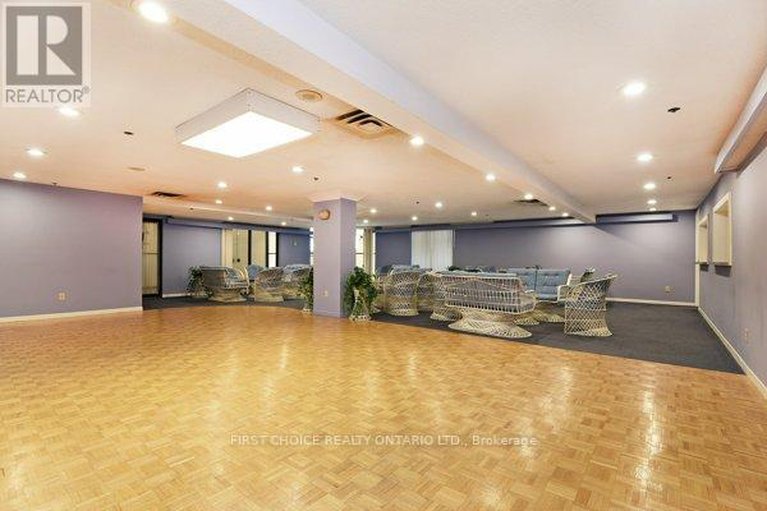 29192842/303-1500-riverside-drive/riverview-park/ottawa/ontario/K1G4J4_36