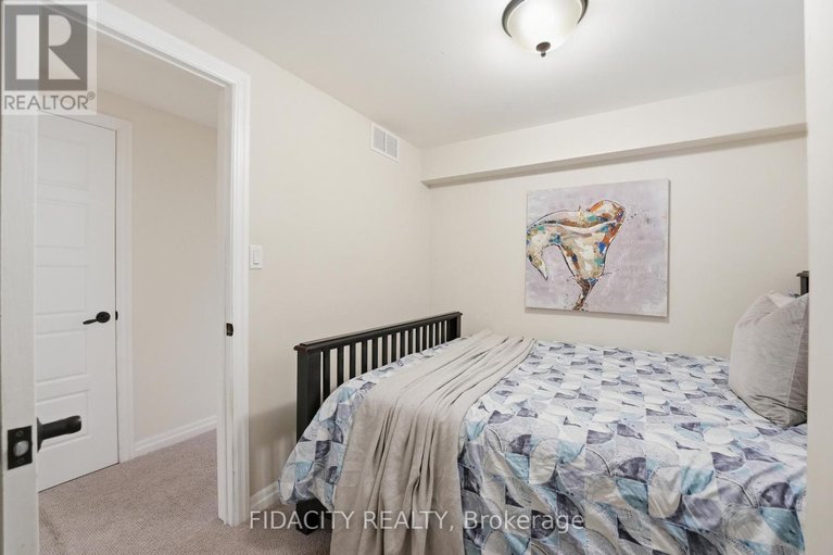 29642317/374-gallantry-way/stittsville-north/ottawa/ontario/K2S0R1_35