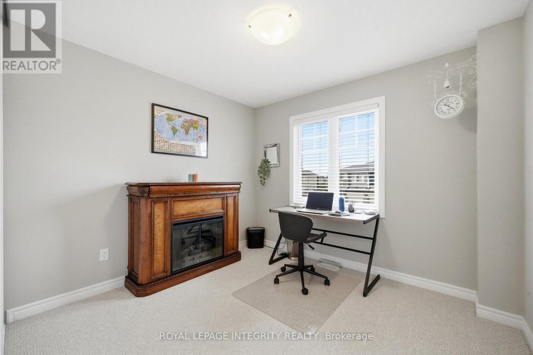 29671638/208-mountain-sorrel-way/avalon-west/ottawa/ontario/K4A1H2_25