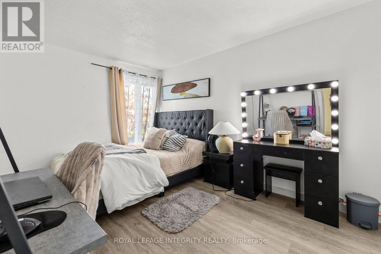 29000534/3485-mccarthy-road/hunt-clubwestern-community/ottawa/ontario/K1V8Z9_21