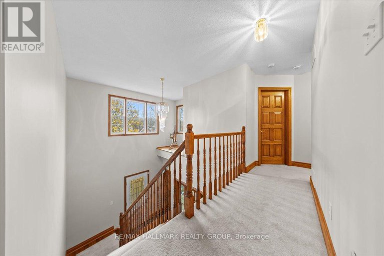 29030486/67-mattawa-crescent/bridlewood/ottawa/ontario/K2M2E8_18