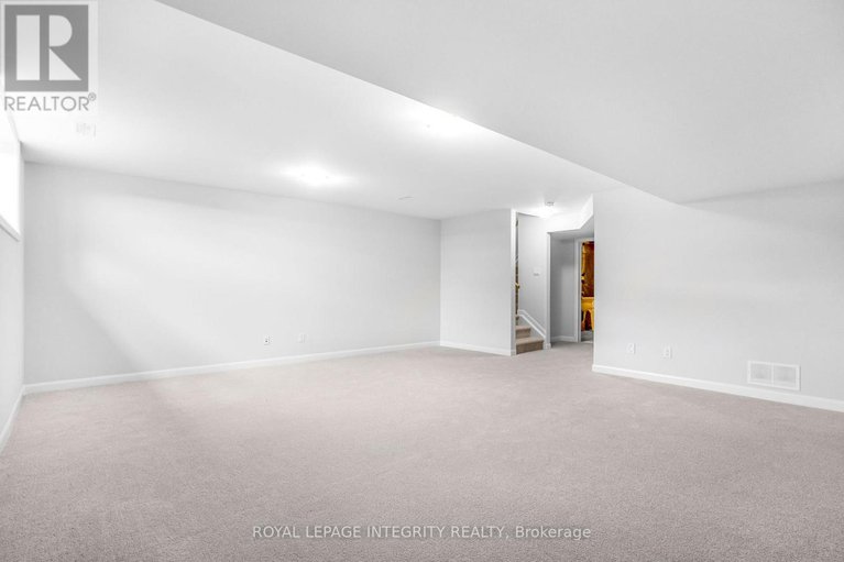 28622673/247-elsie-macgill-walk/rural-kanata-central/ottawa/ontario/K2W0L4_24