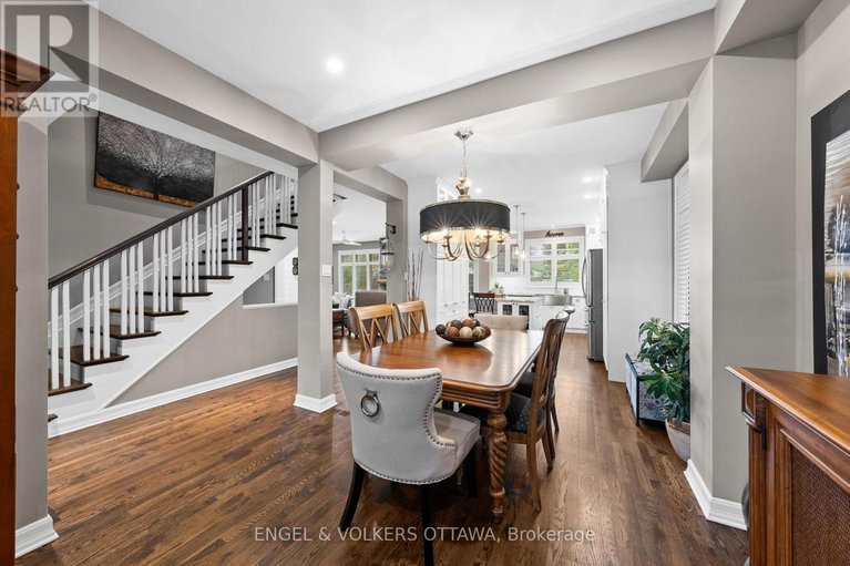 28926849/511-erinwoods-circle/stonebridge/ottawa/ontario/K2J5M5_4