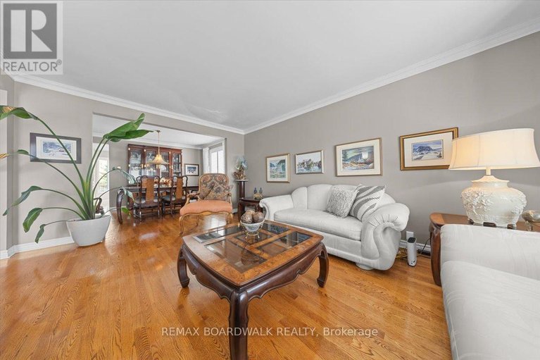 29646318/1594-meadowfield-place/chapel-hill/ottawa/ontario/K1C5V6_7