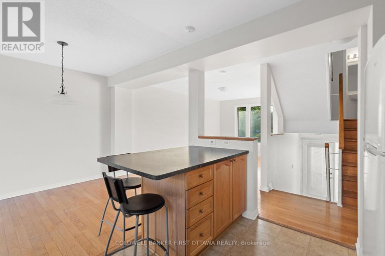 28333464/106-monterey-drive/leslie-park/ottawa/ontario/K2H7A8_14