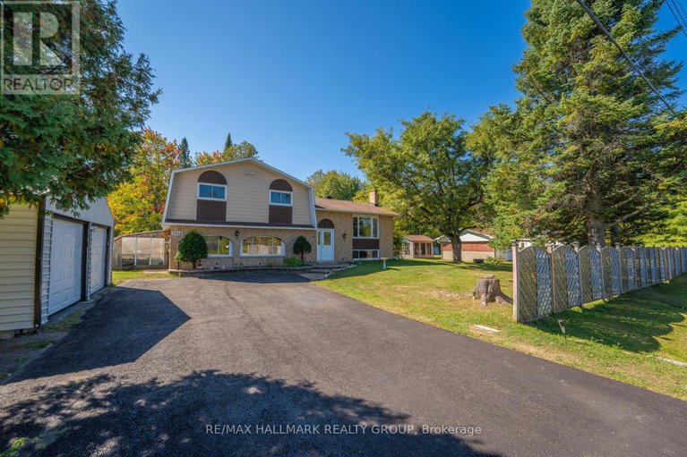 28875884/3960-farmers-way/carlsbad-springs/ottawa/ontario/K0A1K0_2