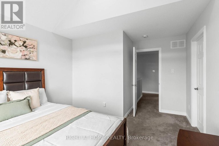 29253756/1131-apolune-street/half-moon-bay/ottawa/ontario/K2J6N8_34