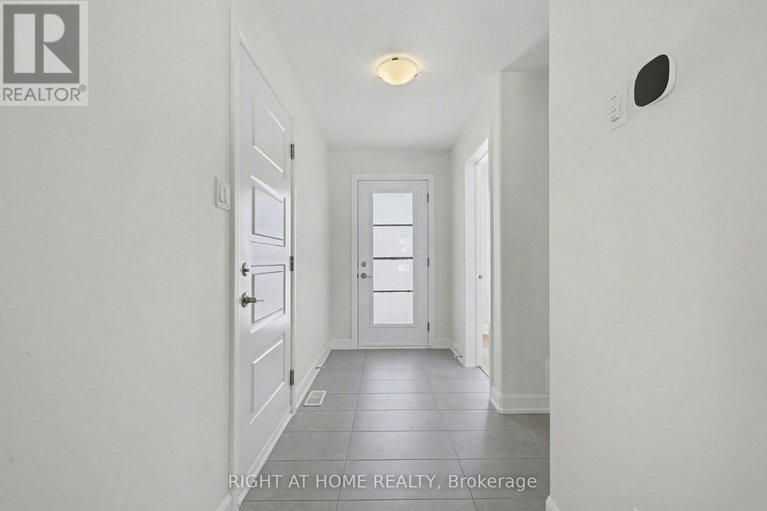 29439630/429-aurora-street/russell-twp/russell/ontario/K4R0L3_5