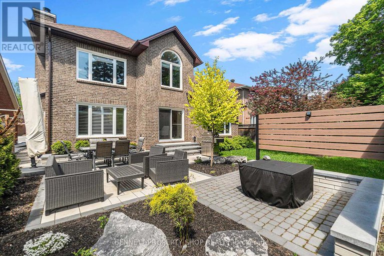 28047851/1708-autumn-ridge-drive/chapel-hill/ottawa/ontario/K1C6Y5_21