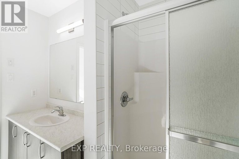 29221148/c-230-pingwi-place/blossom-parkkemp-parkfindlay-creek/ottawa/ontario/K0A2P0_18