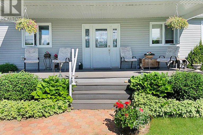 28934501/1435-county-road-2-road/augusta-twp/augusta/ontario/K0E1T0_6