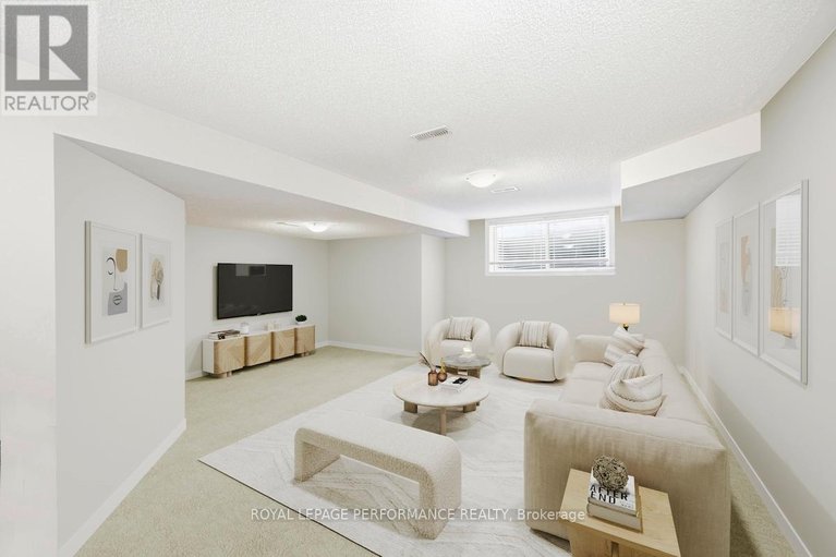 29464157/511-voie-du-pin-rouge-way/mer-bleuebradley-estatesanderson-park/ottawa/ontario/K1W0C4_21