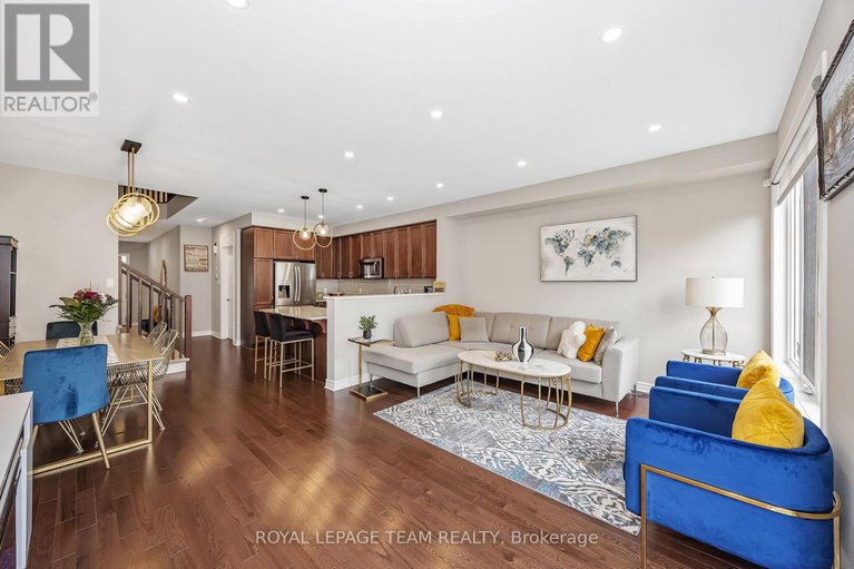 28564716/526-edenwylde-drive/remainder-of-stittsville-area/ottawa/ontario/K2S2K4_17