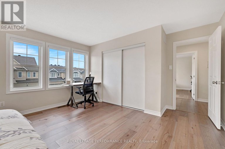 28379305/2782-grand-vista-circle/half-moon-bay/ottawa/ontario/K2J0W5_29