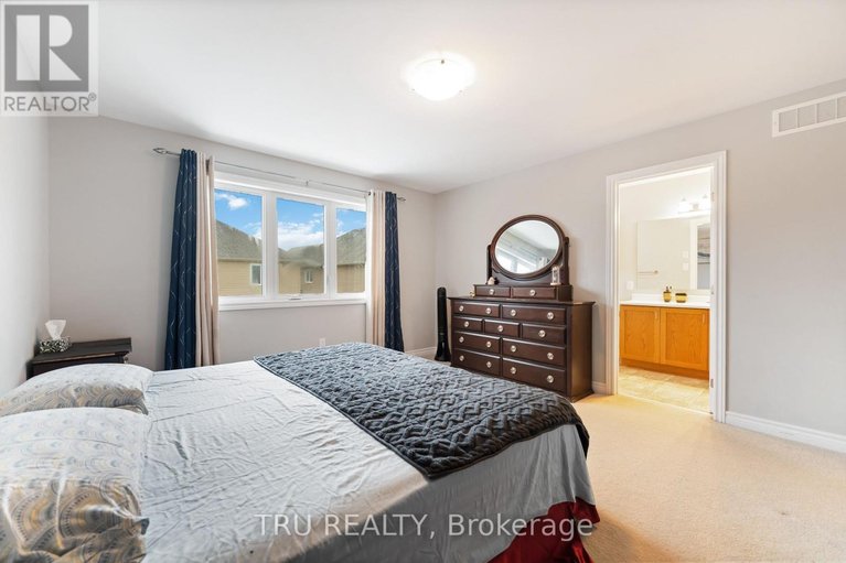 29458298/4031-kelly-farm-drive/blossom-parkkemp-parkfindlay-creek/ottawa/ontario/K1T0R6_20