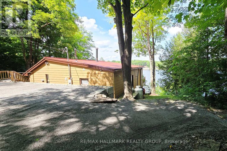 28534551/4614-northwoods-drive/constance-bay/ottawa/ontario/K0A3M0_33