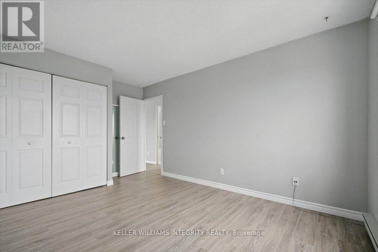 28479507/1804-158-mcarthur-avenue/vanier/ottawa/ontario/K1L8E7_22