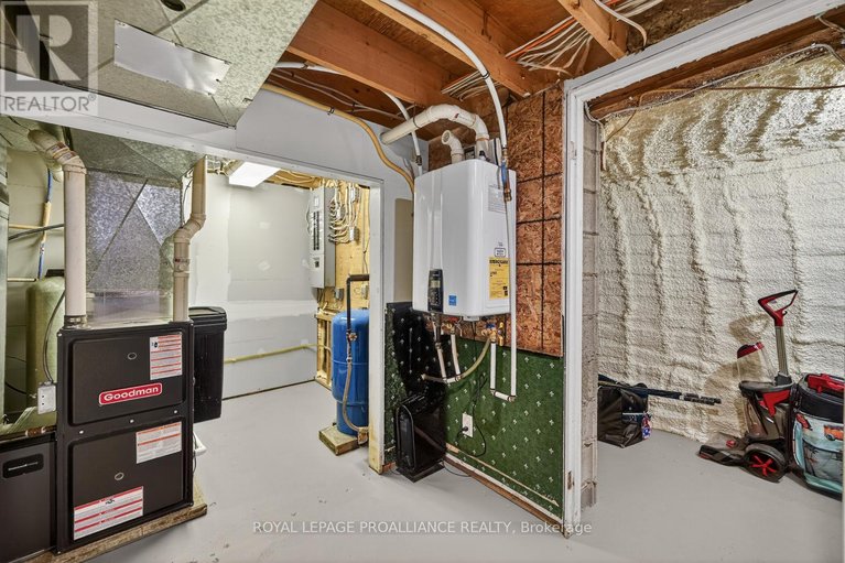 29675984/9-willow-drive/augusta-twp/augusta/ontario/K0E1P0_37