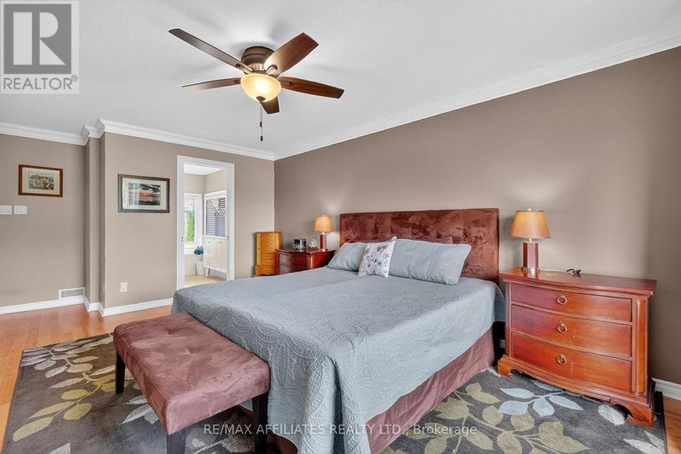 28886097/560-falwyn-crescent/fallingbrookridgemount/ottawa/ontario/K4A2A4_18