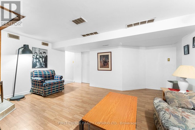 28507274/96-constance-lake-road/kanata-north-east/ottawa/ontario/K2K1X7_22
