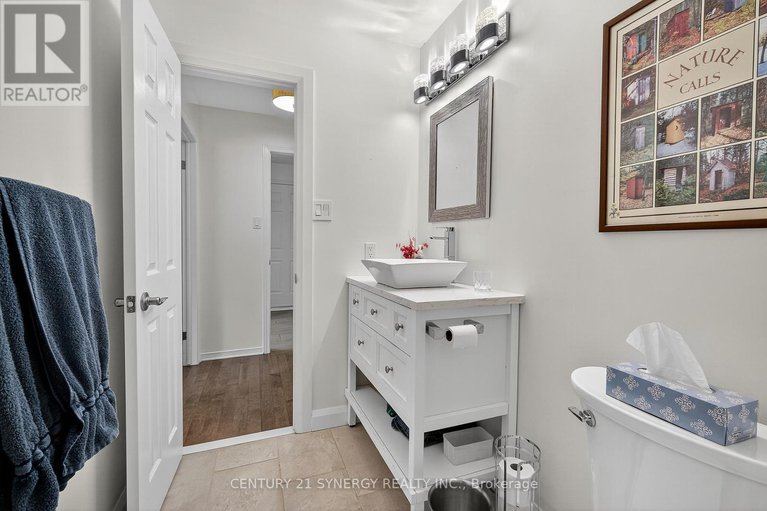 29225789/47-18-oyster-bay-court/stittsville-central/ottawa/ontario/K2S1H3_11