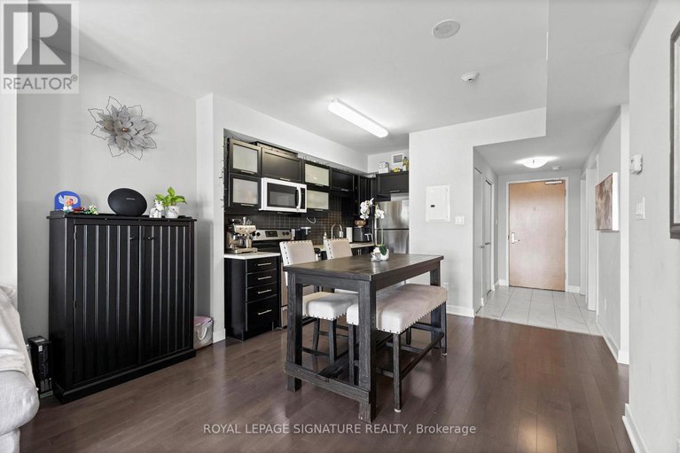 29292977/1307-40-nepean-street/ottawa-centre/ottawa/ontario/K2P0X5_12