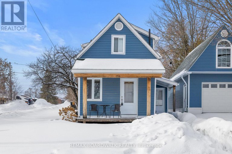 29404062/216-augusta-street/almonte/mississippi-mills/ontario/K0A1A0_1