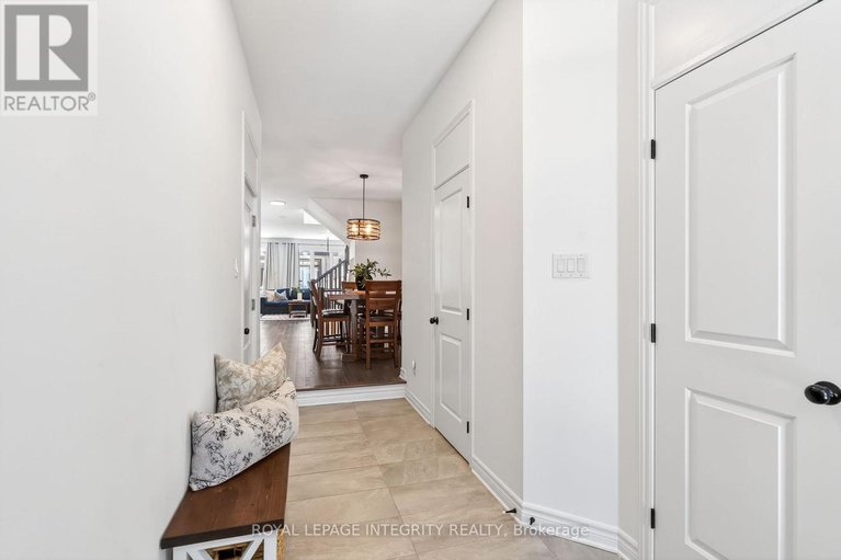 29586410/112-jardiniere-street/remainder-of-stittsville-area/ottawa/ontario/K2S2K2_4