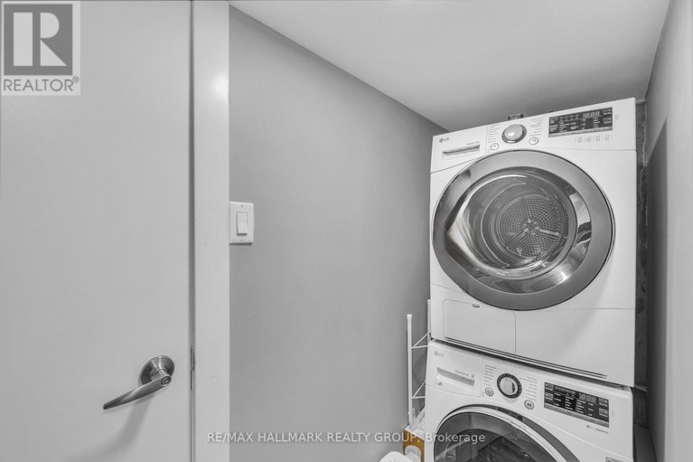 28838625/42b-young-street/west-centre-town/ottawa/ontario/K1S3H7_28
