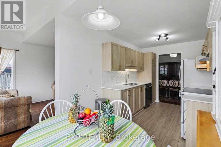 29541383/1504-duplante-avenue/fallingbrookpineridge/ottawa/ontario/K4A3Y8_14